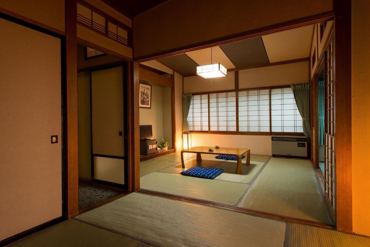 Yoshidaya Ryokan Yamagata  Extérieur photo